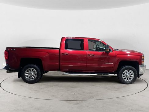 Used 2019 Chevrolet Silverado 2500 LT w/ LT Convenience Package image 8