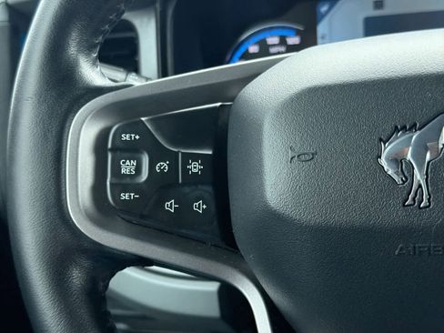 Certified 2021 Ford Bronco Black Diamond image 16