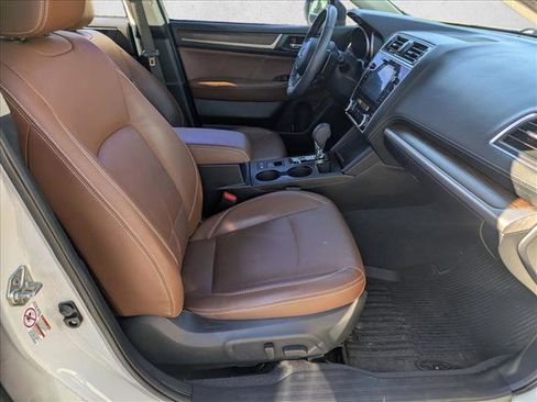 Used 2018 Subaru Outback 3.6R Touring image 20