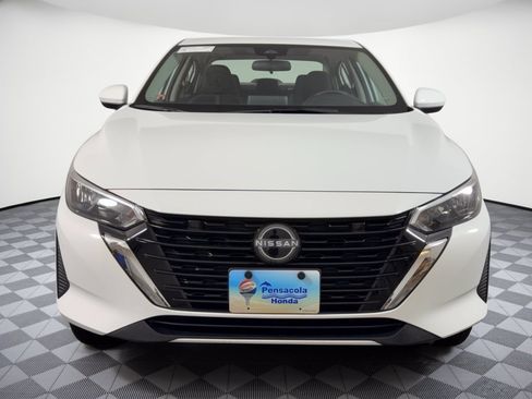 Used 2025 Nissan Sentra SV FWD image 6