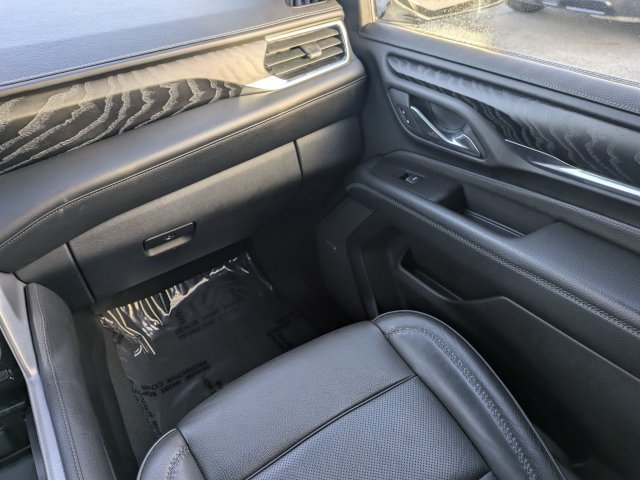 Used 2024 GMC Yukon Denali RWD image 18