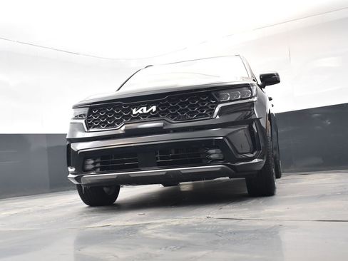 Certified 2022 Kia Sorento SX image 23