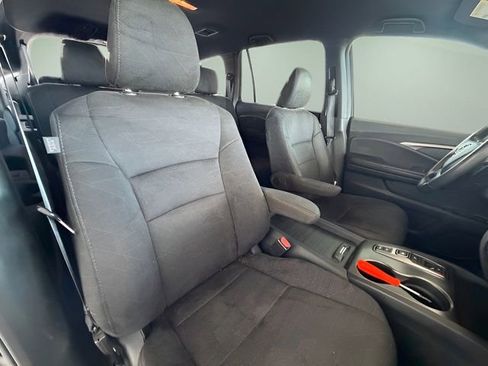 Used 2022 Honda Pilot Sport image 40