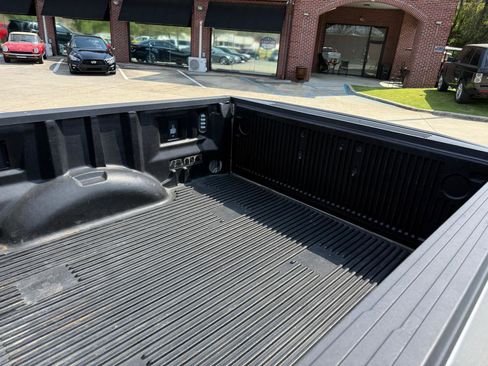 Used 2018 Ford F150 Lariat image 9