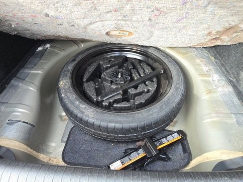 Used 2012 Buick LaCrosse Premium image 27