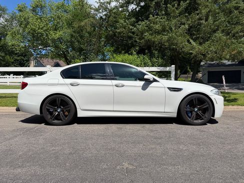 Used 2013 BMW M5 RWD image 33