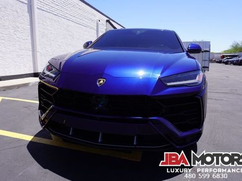 Used 2021 Lamborghini Urus AWD/4WD image 42