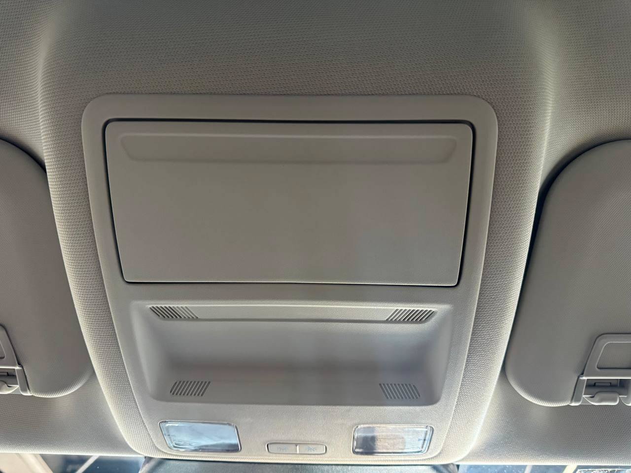 Used 2025 Ford Escape Active w/ Active Premium Tech Pack FWD image 32