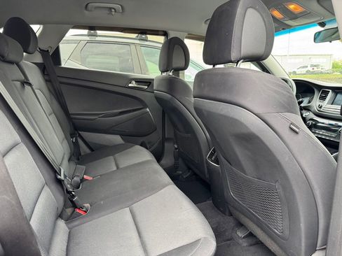 Used 2018 Hyundai Tucson Sport image 9