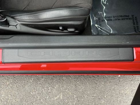 Used 2017 Chevrolet Camaro SS RWD image 27