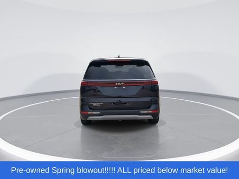 Used 2022 Kia Carnival LX FWD image 7