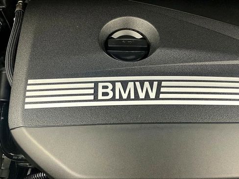 Certified 2025 BMW X1 xDrive28i w/ Technology Package image 32