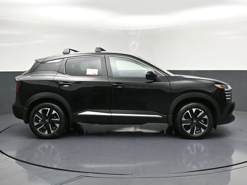 New 2026 Nissan Kicks SV w/ Cold Weather Package AWD/4WD image 24