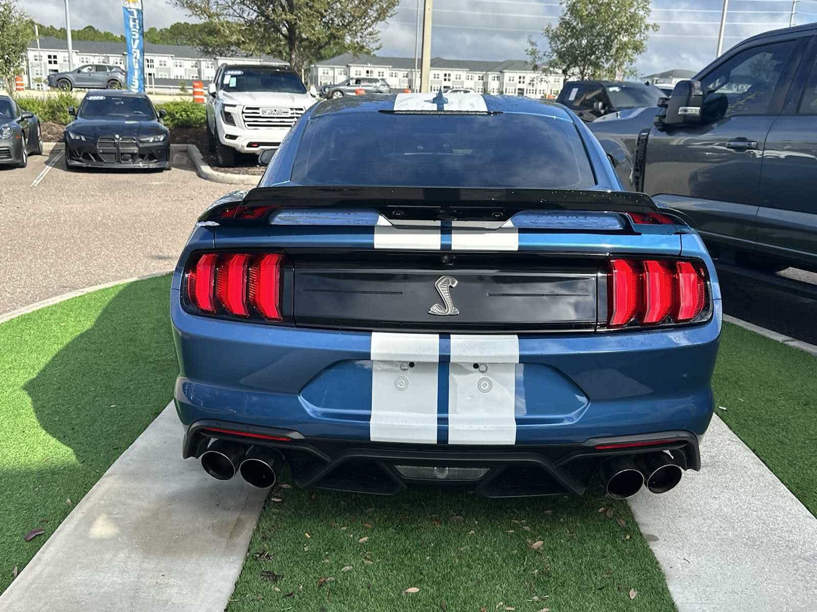 Used 2021 Ford Mustang Shelby GT500 w/ Technology Package RWD image 5