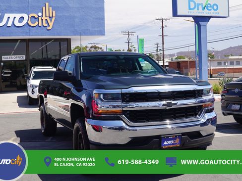 Used 2017 Chevrolet Silverado 1500 W/T w/ Trailering Package RWD image 6