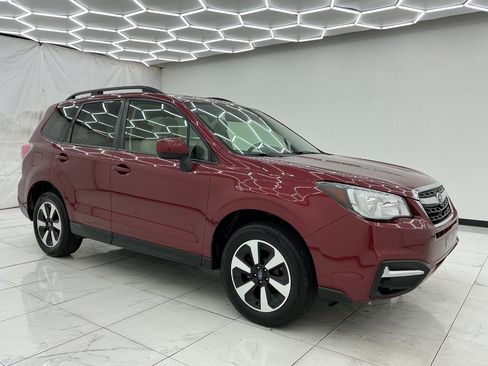 Used 2017 Subaru Forester 2.5i Premium w/ All-Weather Package AWD/4WD image 7
