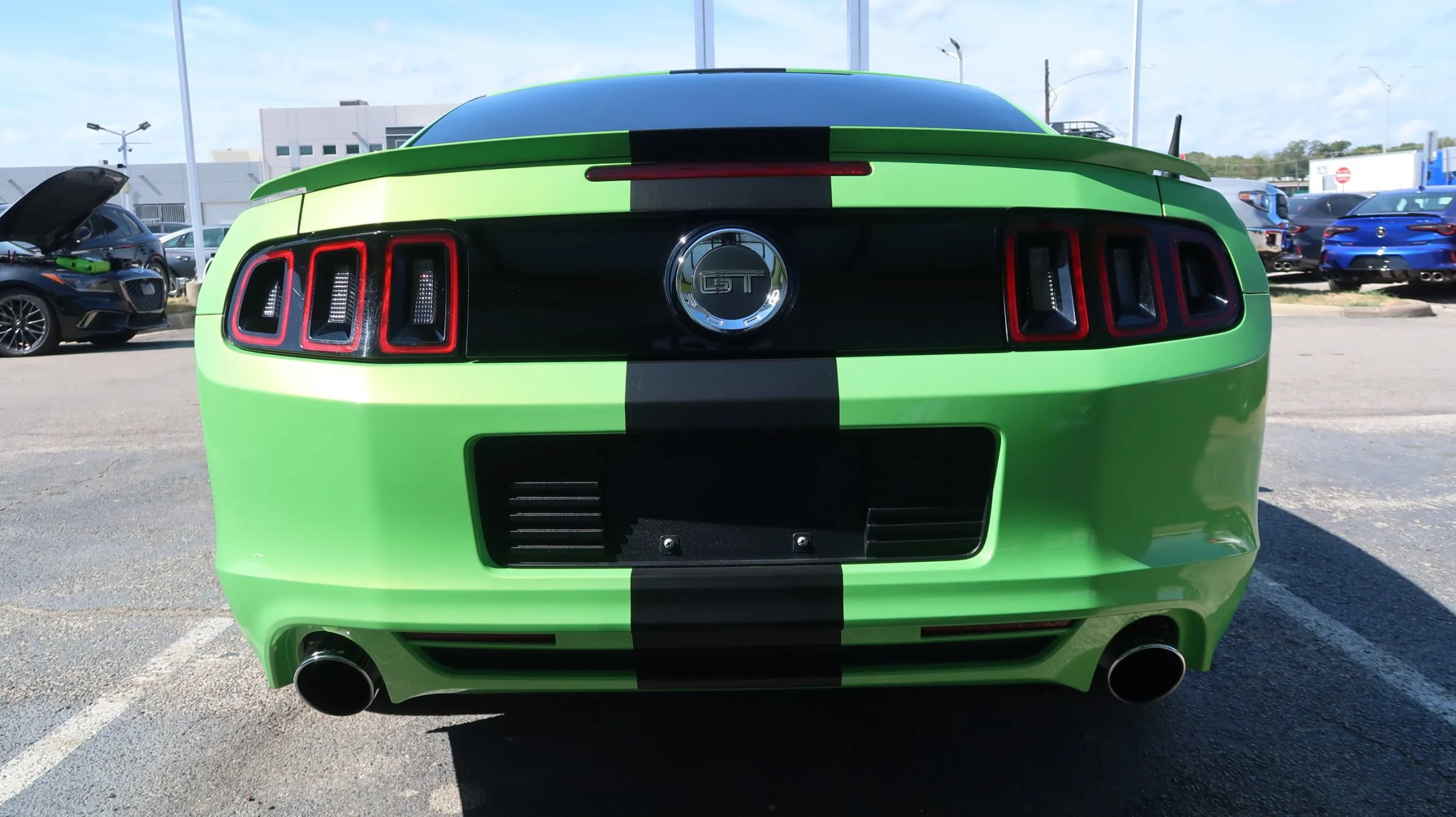 Used 2013 Ford Mustang GT w/ GT Track Pkg RWD image 9