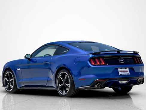 Used 2017 Ford Mustang GT Premium w/ Equipment Group 401A RWD image 3