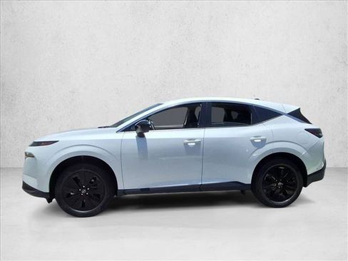 Certified 2025 Nissan Murano SV FWD image 9