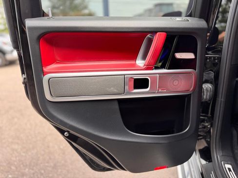 Used 2022 Mercedes-Benz G 550 image 23