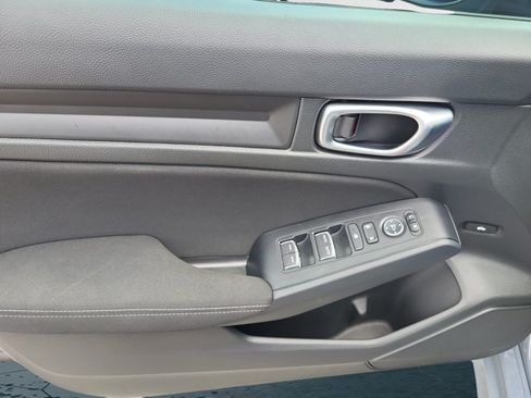 Certified 2024 Honda Civic Sport image 23