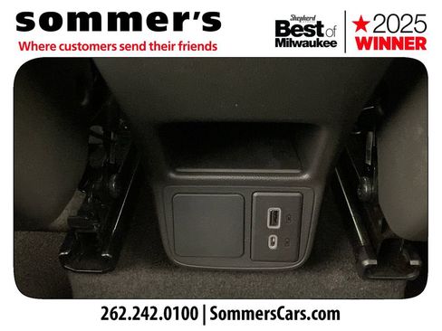 Used 2023 Buick Encore GX Select w/ Sport Touring Package FWD image 22