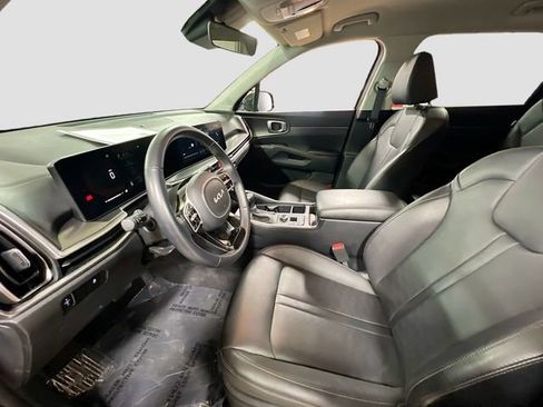 Certified 2024 Kia Sorento S image 21