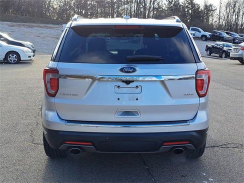 Used 2019 Ford Explorer Limited w/ Class III Trailer Tow Package image 4