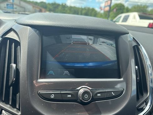 Used 2016 Chevrolet Cruze LT w/ Convenience Package FWD image 28