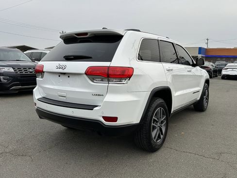 Used 2018 Jeep Grand Cherokee Laredo image 6