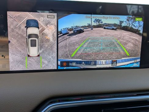 New 2026 Nissan Armada SL w/ Captain's Chari Seat Package image 25