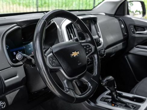 Used 2020 Chevrolet Colorado LT w/ Colorado RST Special Edition RWD image 19