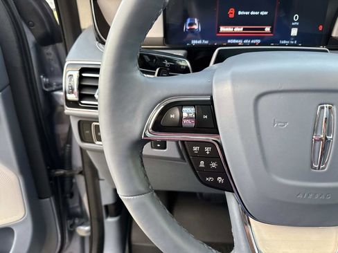 Used 2024 Lincoln Navigator Black Label image 24