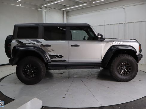 Used 2024 Ford Bronco Raptor AWD/4WD image 2