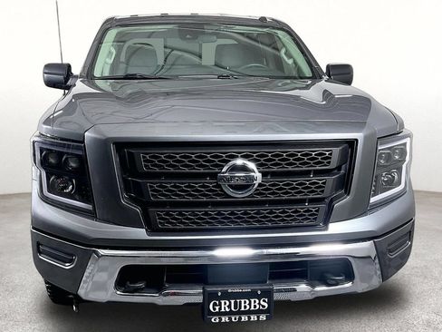 Used 2021 Nissan Titan SV AWD/4WD image 4