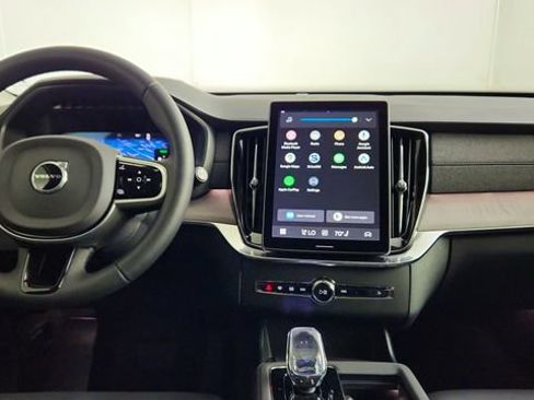 New 2026 Volvo XC90 T8 Ultra w/ Protection Package AWD/4WD image 26