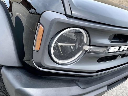 Certified 2024 Ford Bronco Big Bend w/ Sasquatch Package AWD/4WD image 27