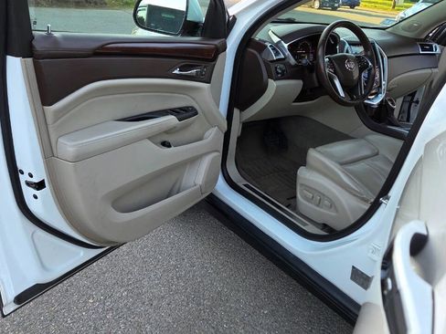 Used 2015 Cadillac SRX Premium image 23