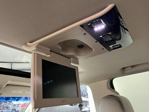 Used 2019 Chevrolet Tahoe Premier image 34