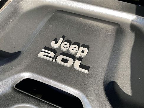 Used 2021 Jeep Wrangler Unlimited Sahara w/ Dual Top Group image 34