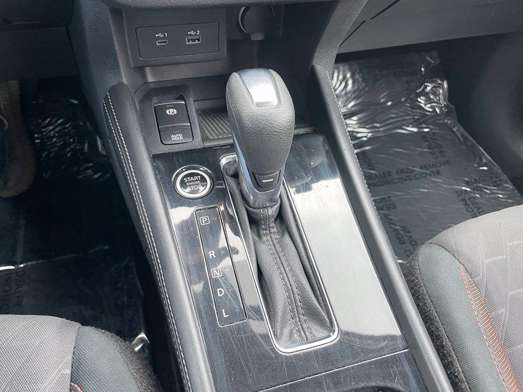 Used 2024 Nissan Kicks SR FWD image 13