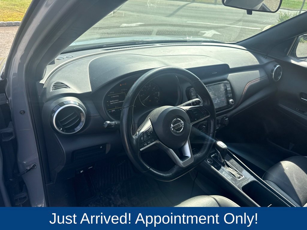 Used 2021 Nissan Kicks SR w/ SR Premium Package FWD image 8