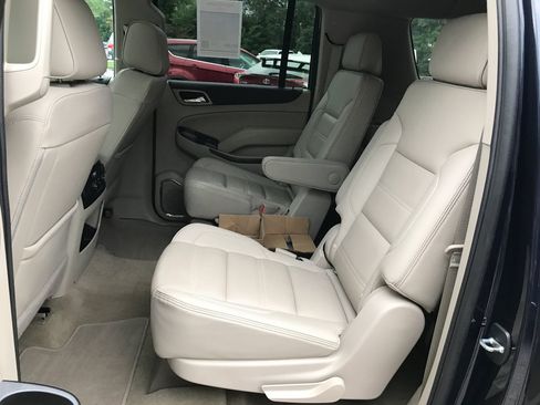 Used 2018 GMC Yukon XL Denali w/ Denali Ultimate Package AWD/4WD image 29