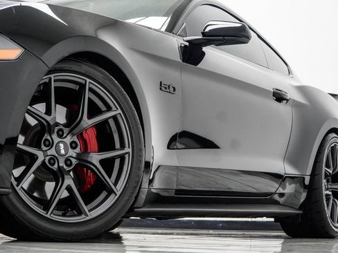 Used 2021 Ford Mustang GT w/ Black Accent Package RWD image 3