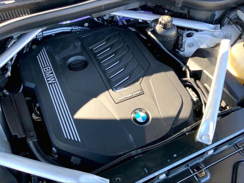 Used 2023 BMW X5 xDrive40i w/ M Sport Package image 30