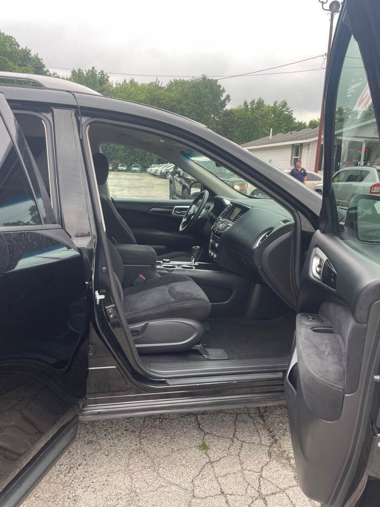 Used 2015 Nissan Pathfinder 4WD image 9
