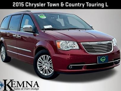 Used 2015 Chrysler Town & Country Touring-L w/ Driver Convenience Group
