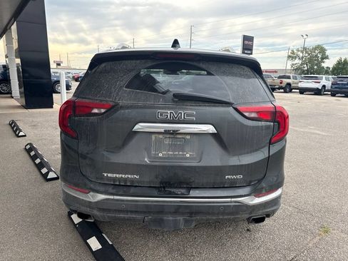Used 2020 GMC Terrain Denali w/ Denali Premium Package AWD/4WD image 4