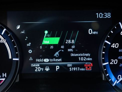 Certified 2024 Toyota Highlander XLE image 16