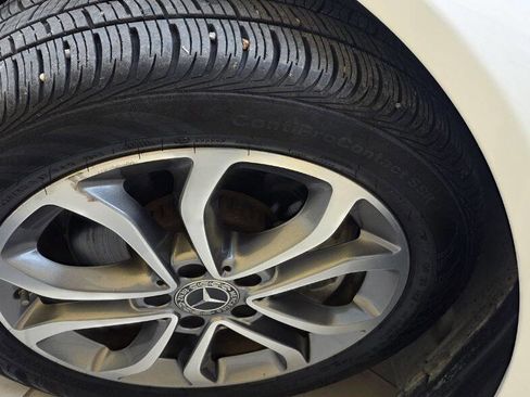 Used 2018 Mercedes-Benz C 300 Sedan image 26